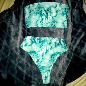 Bandeau + high waisted swimsuit